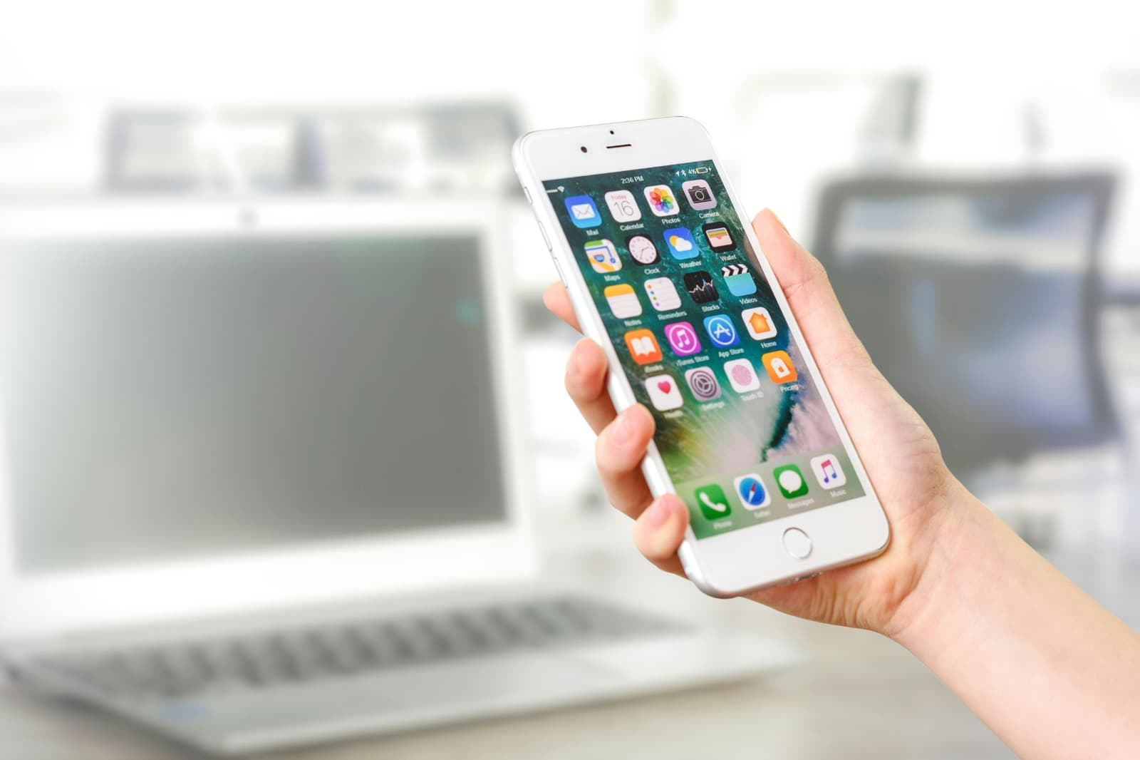 SOCIAL MEDIA PANEL SERVICES THAT BOOST YOUR ONLINE REACH