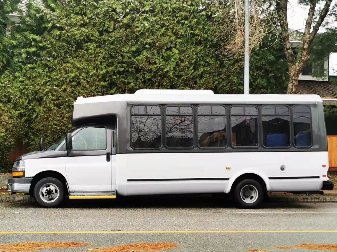 Private Car Service from Vancouver to Whistler for Families &amp; Executives