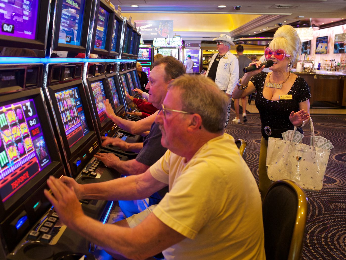 Maximize Your Wins with Free Credit Slot Offers