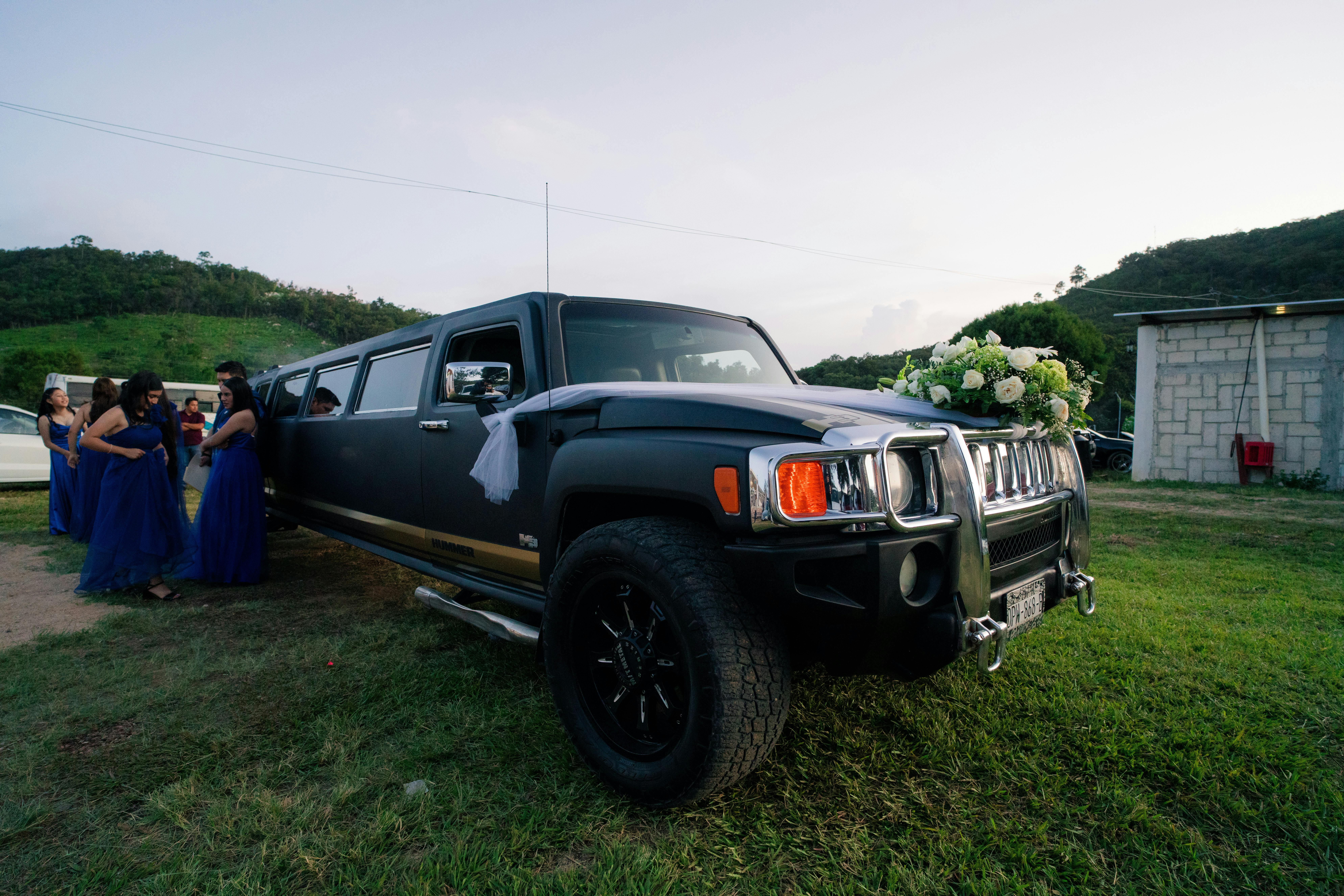Limousine Miami Solutions for Luxury and Convenience