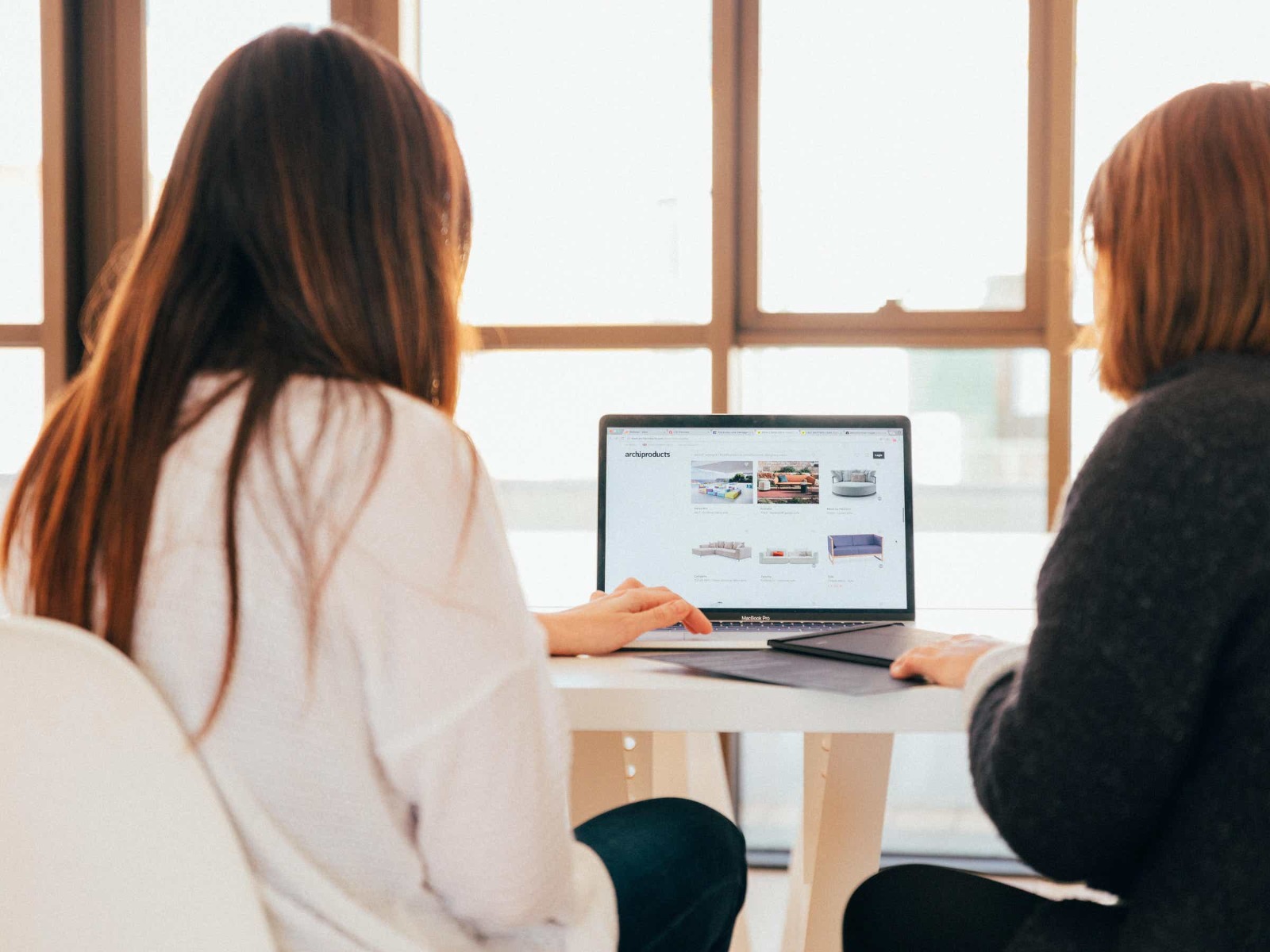 Post Jobs for Free with HiresQuick’s AI Platform